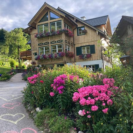 S'Rastl Direkt Mit Bergpanorama Grundlsee Exterior foto