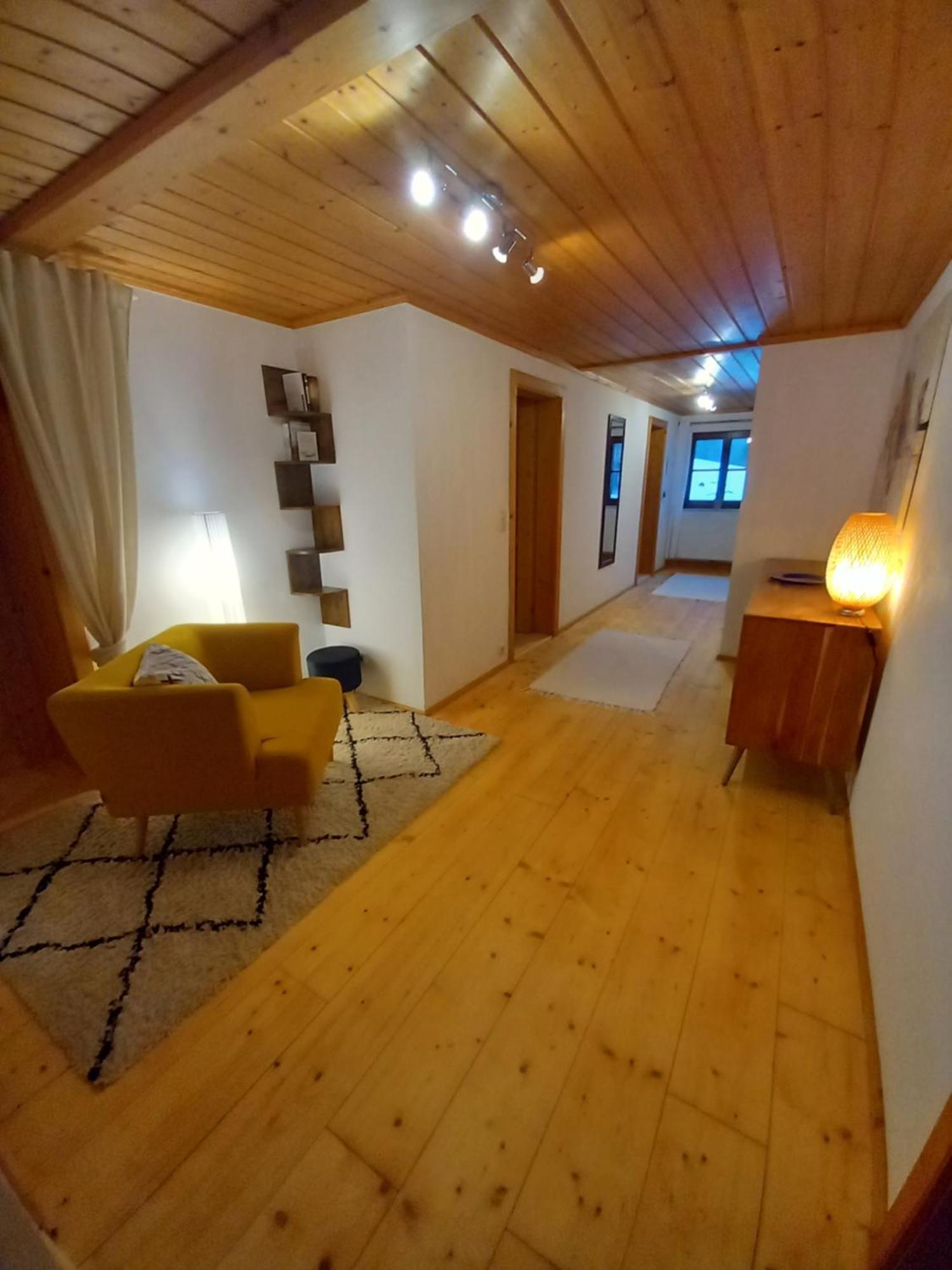 S'Rastl Direkt Mit Bergpanorama Grundlsee Exterior foto